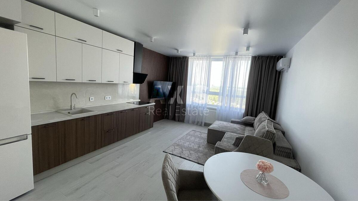 1k apartment vul. Revuc'kogo 40