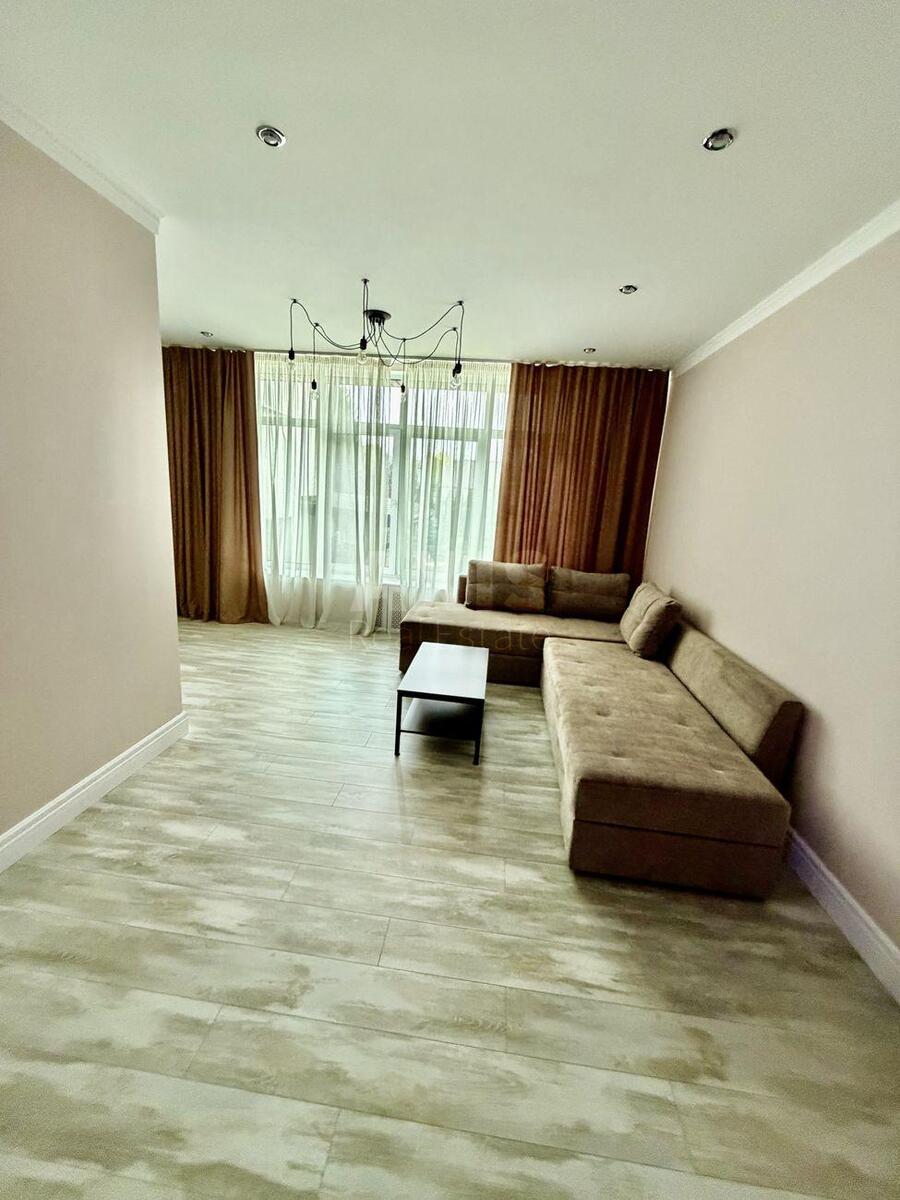 House vul. Jaslyns'ka, 770m2, Kyiv city6136610