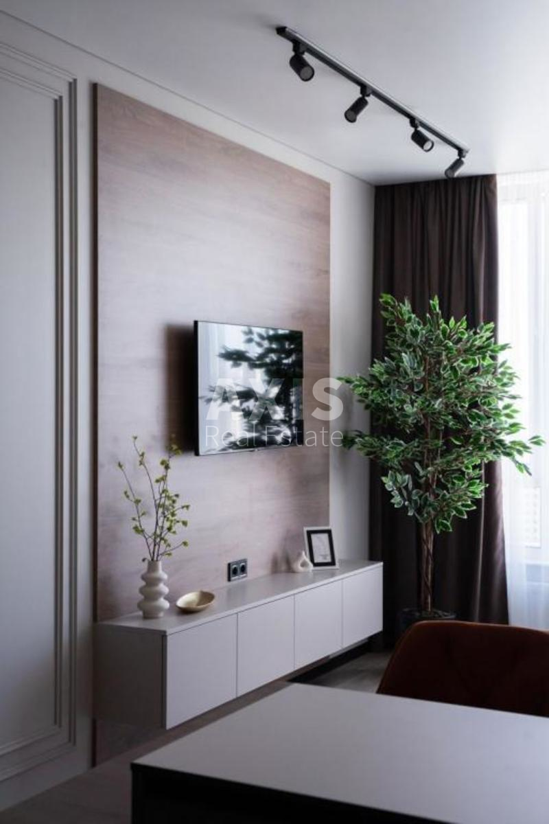 2k apartment vul. Kikvidze 41б3