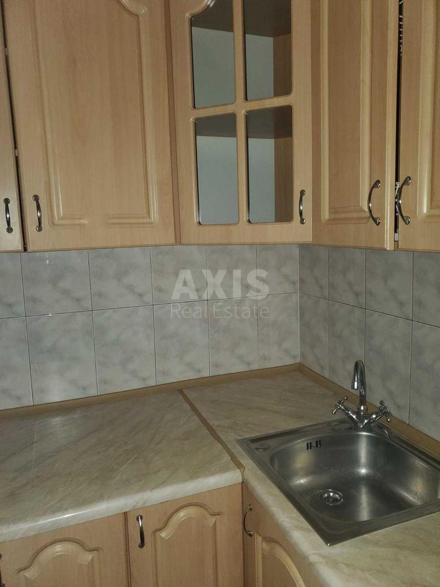 2k apartment vul. Kurnatovs'kogo 19А6