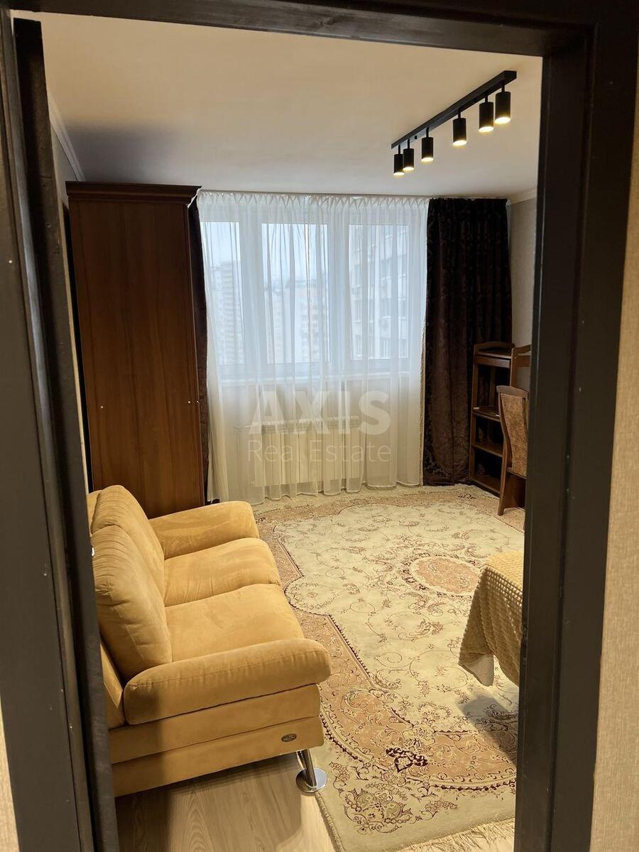 1k apartment vul. Urlivs'ka 232