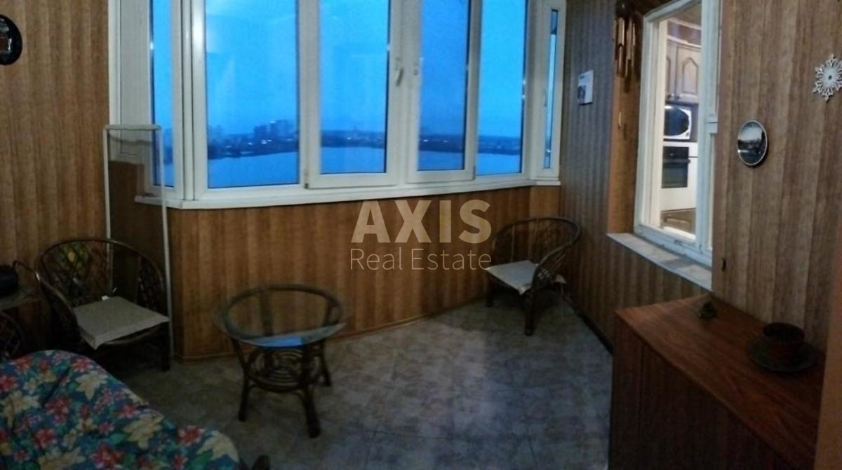 3к квартира ул. Ревуцкого 443