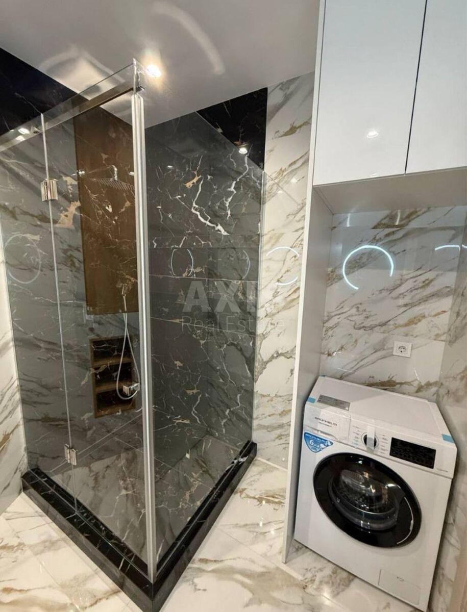 2k apartment vul. Myhajla Maksymovycha 246