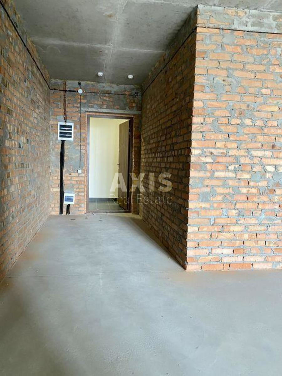 2k apartment vul. Vsevoloda Zmijenka 266