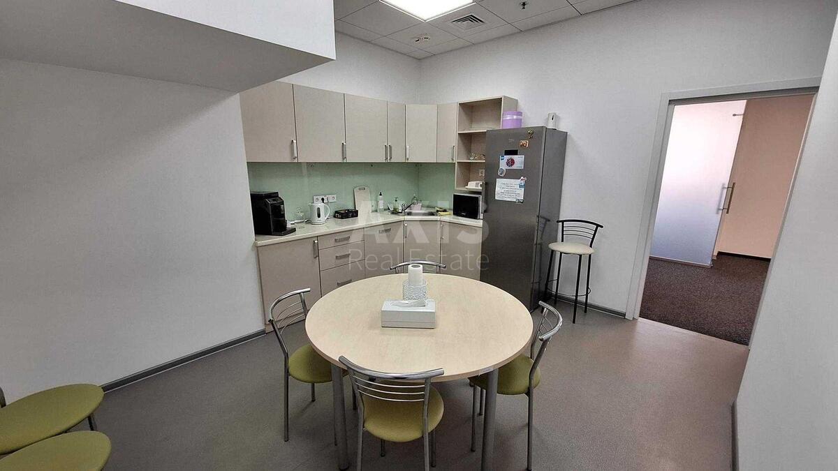Office vul. Moskovs'ka 32/2, 200m23