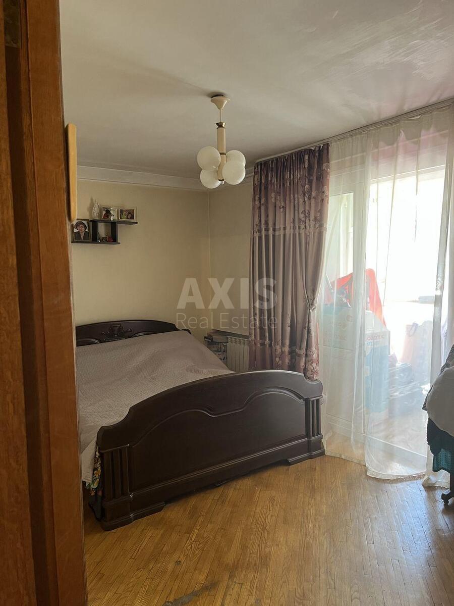 3к квартира ул. Ахматовой Анны 3А576096