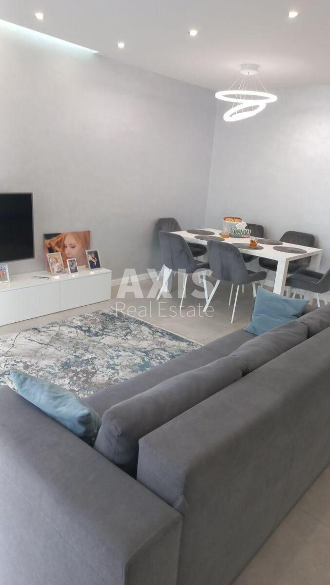 3k apartment vul. Oleny Pchilky 8597902