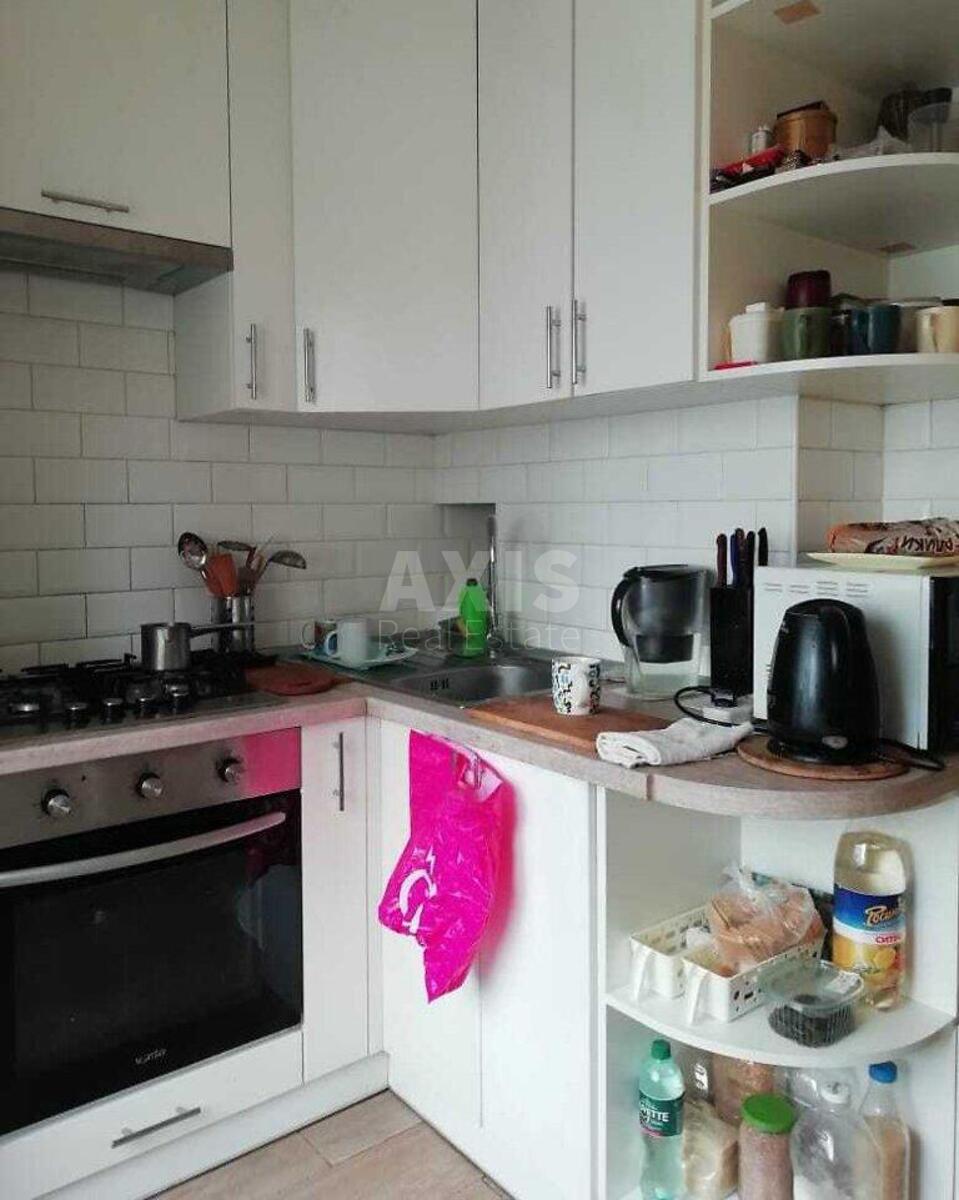 2k apartment vul. Horol's'ka 8/4