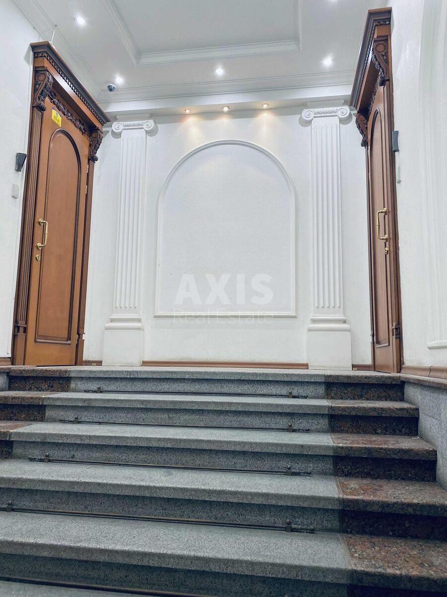 Office bul. Lesi Ukrai'nky 6, 191m2621908