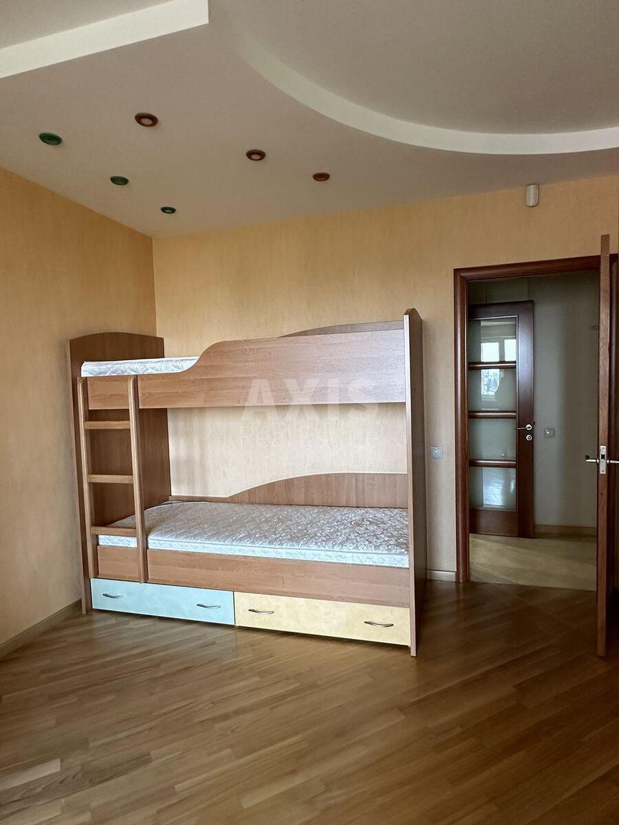 3k apartment vul. Pushynoi' Feodory 1911