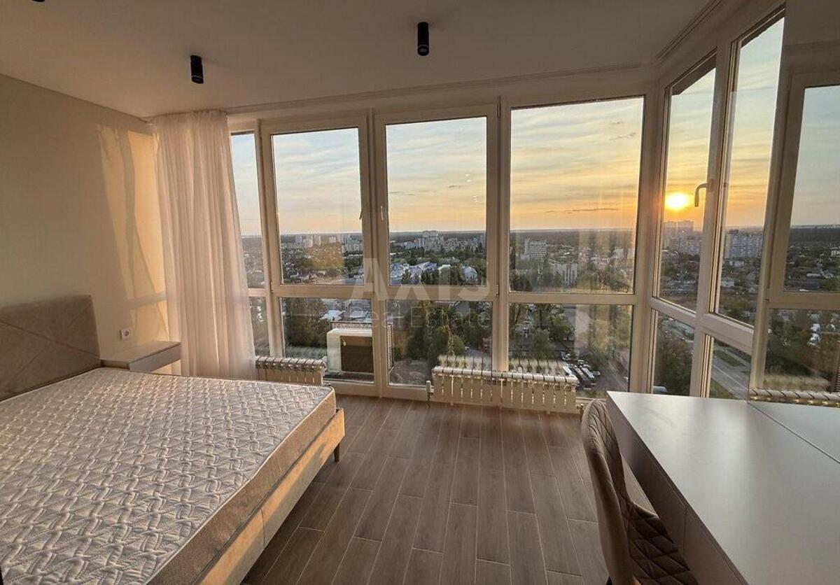 1k apartment vul. Naumova Generala 1Б2