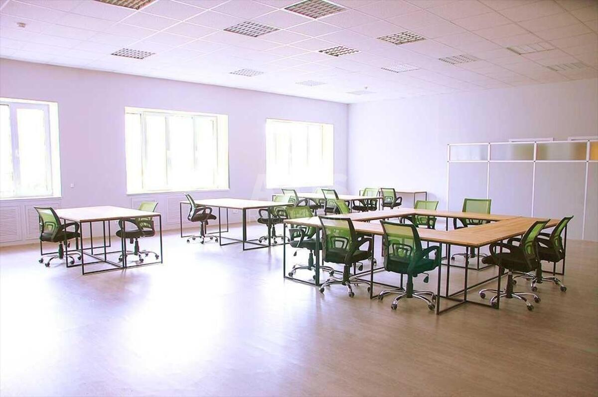 Office vul. Zheljabova 2, 267m23