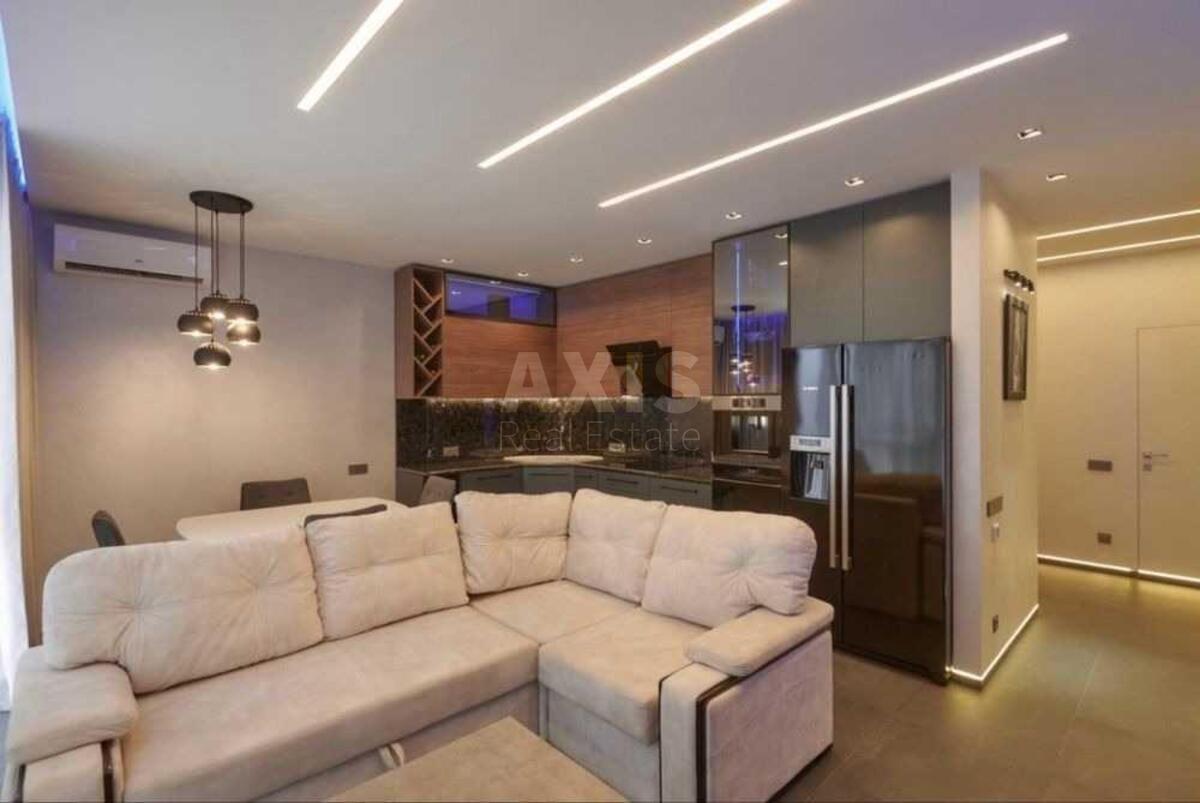 3k apartment vul. Zarichna 162864