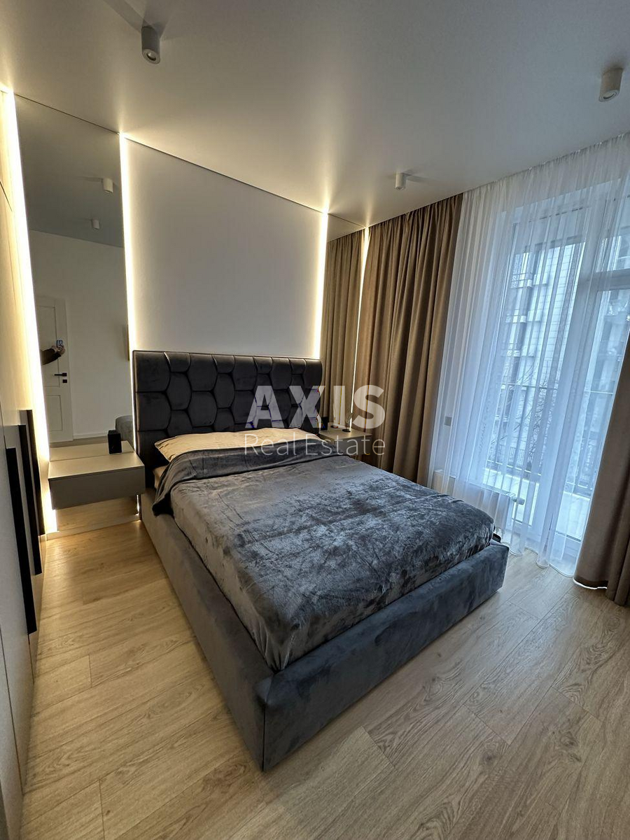 2k apartment vul. Bul'varno-Kudrjavs'ka 15А3