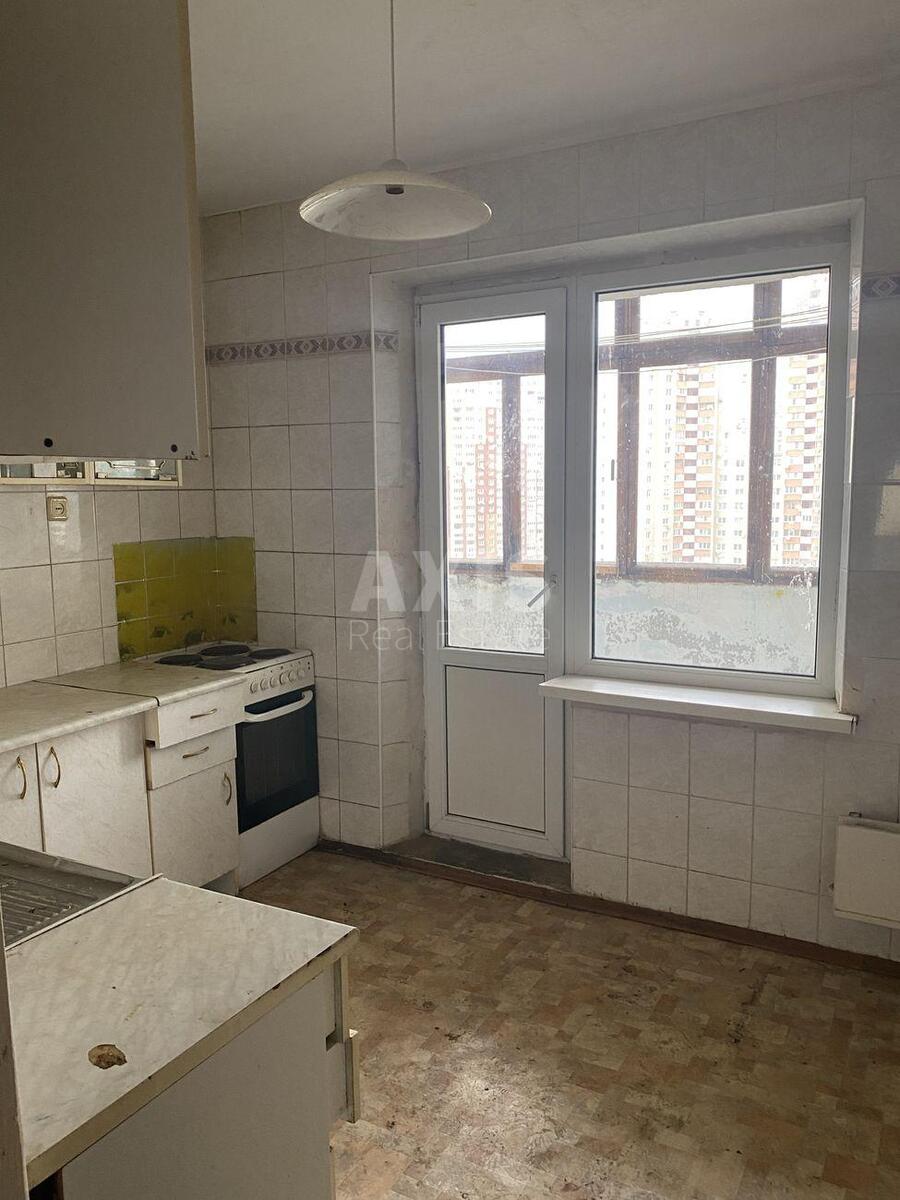 4k apartment vul. Raduns'ka 460