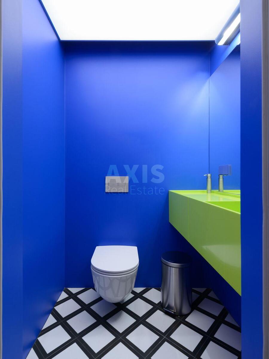 Office vul. Zhyljans'ka 5/60, 100m29