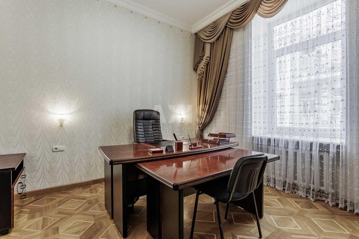 Office vul. Jaroslaviv Val 14Г, 130m2587400