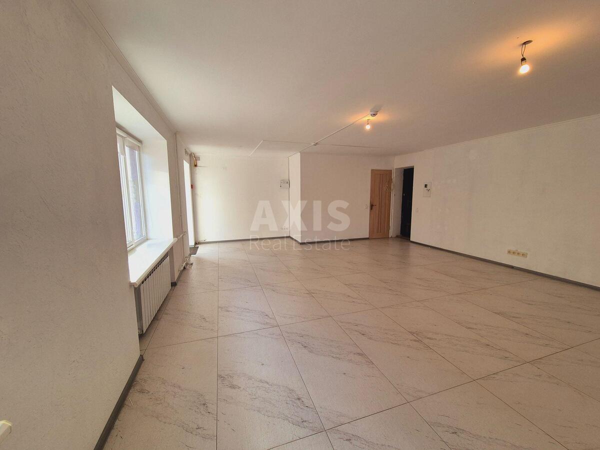 Office vul. Vvedens'ka 15, 45m20