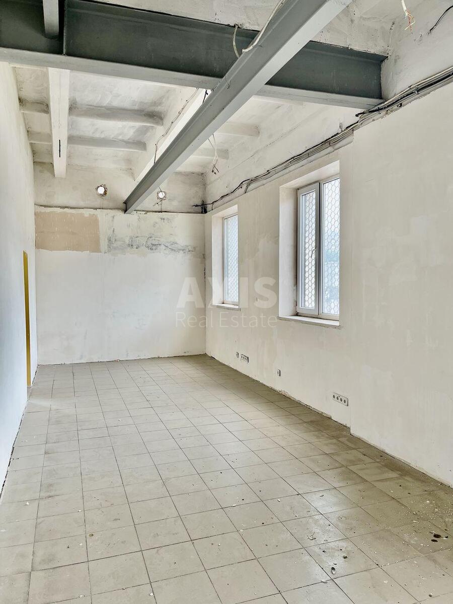 Office vul. Ushyns'kogo 40, 90m20