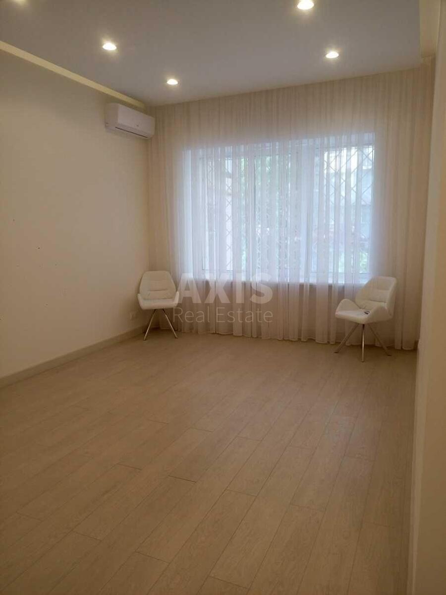 Office vul. Pecheniz'ka 16, 350m2635171