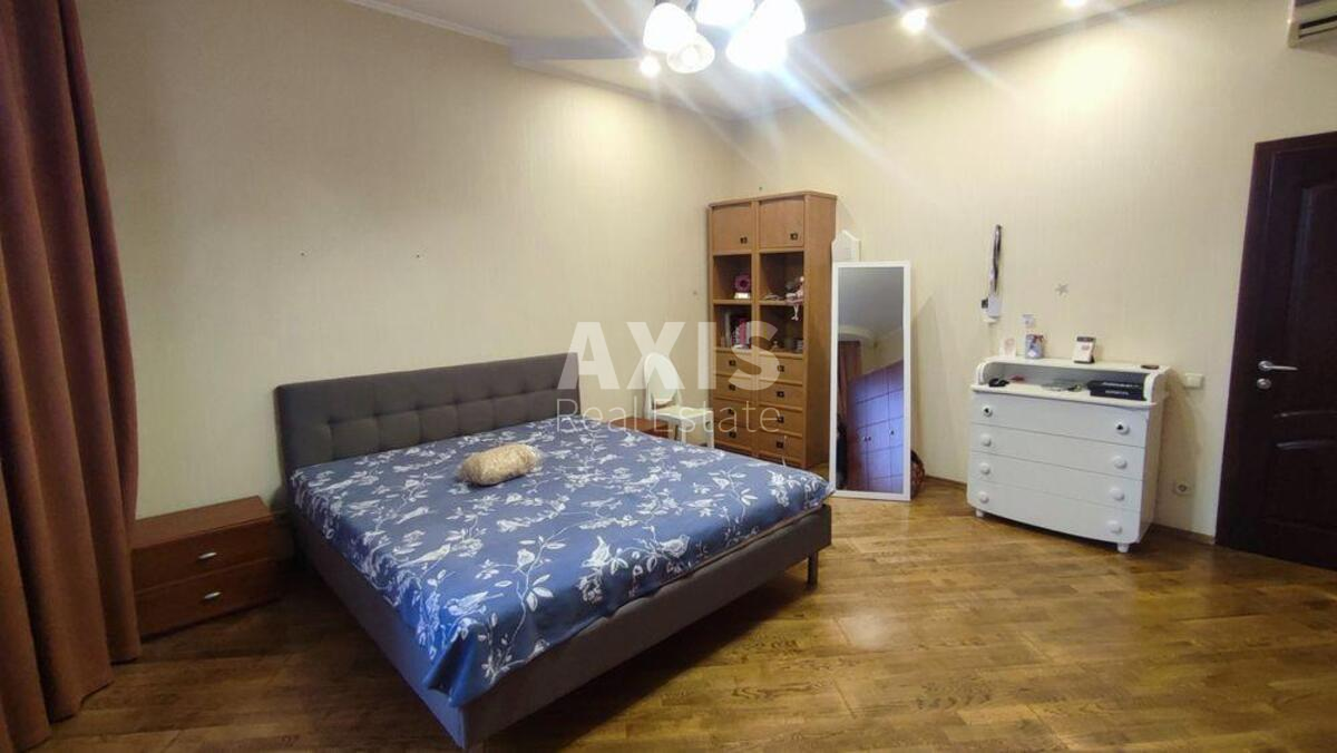 4к квартира ул. Старонаводницкая 6б0