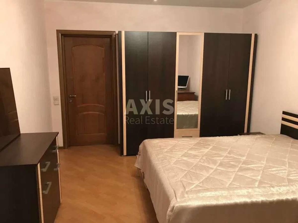 3k apartment vul. Knjazhyj Zaton 23