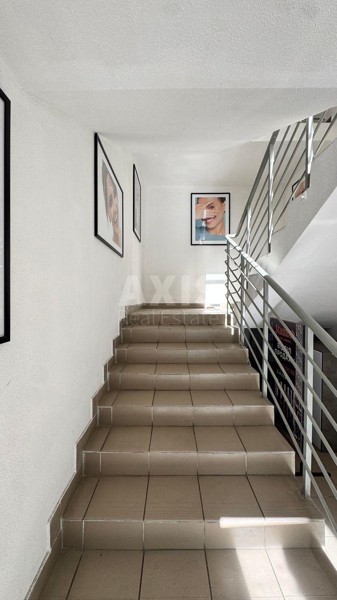 Office vul. Barbjusa Anri 51/1А, 138m2583872