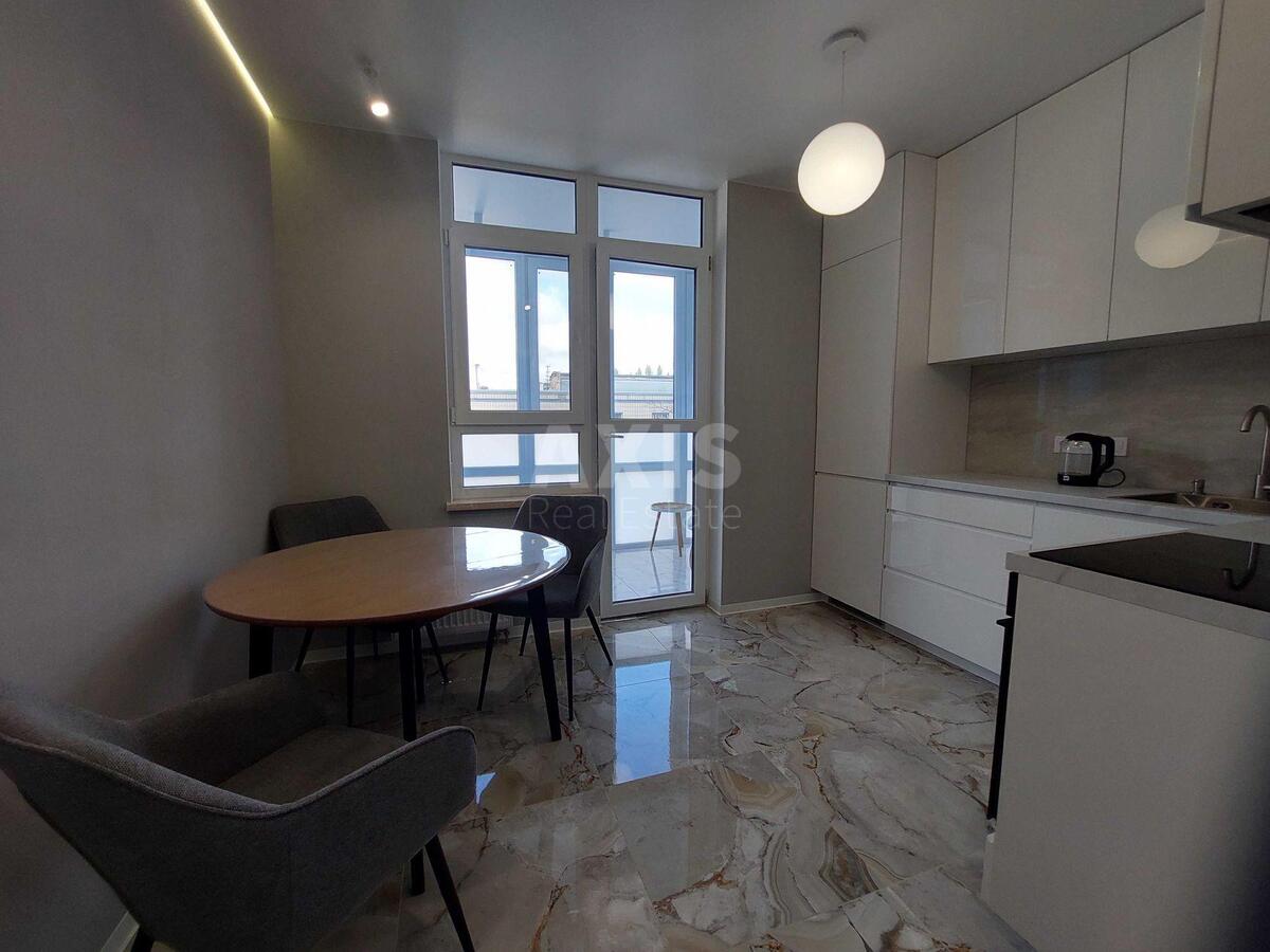 2k apartment vul. Berezhans'ka 15629931