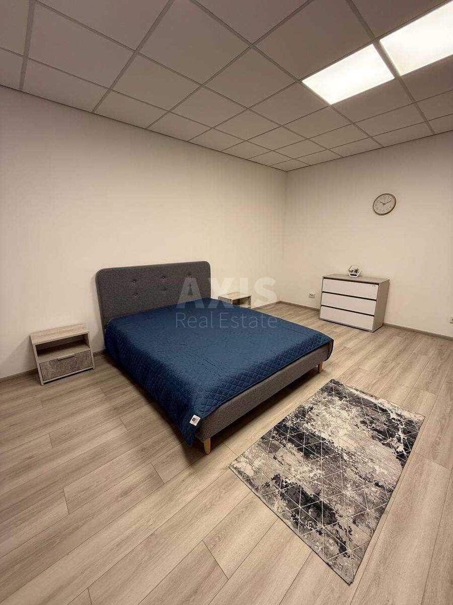 1k apartment vul. Glybochyc'ka 17630551