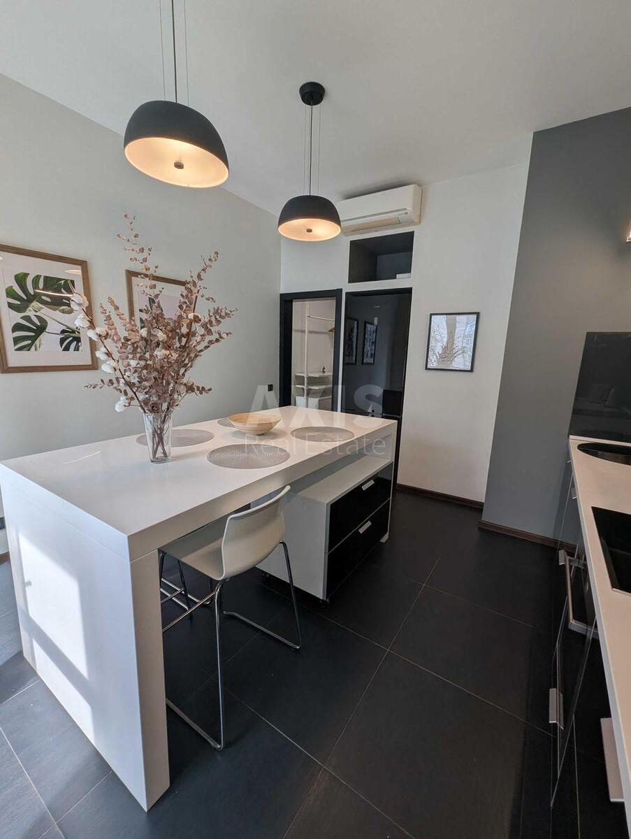 2k apartment vul. Dragomyrova Myhajla 5588990