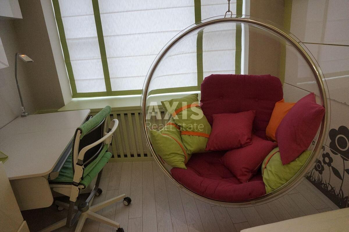 3k apartment vul. Parkovo-Syrec'ka 4Б5805211