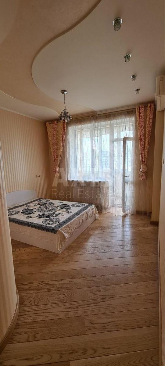 3k apartment vul. Chornovola V'jacheslava 24