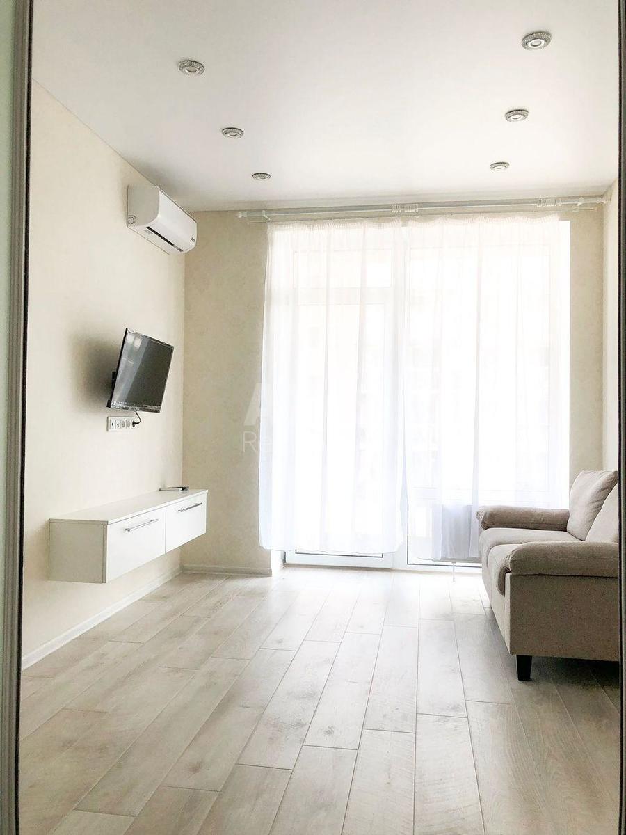 2k apartment vul. Kavaleridze Ivana 73