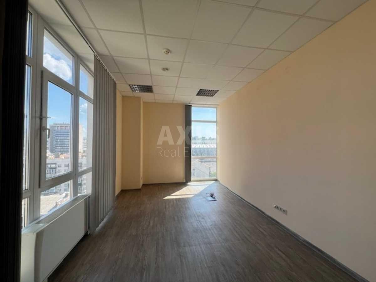 Офис ул. Антоновича 33В, 367м2603515