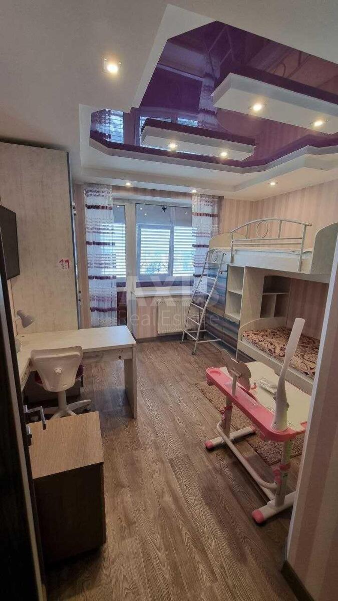 2к квартира ул. Ревуцкого 92