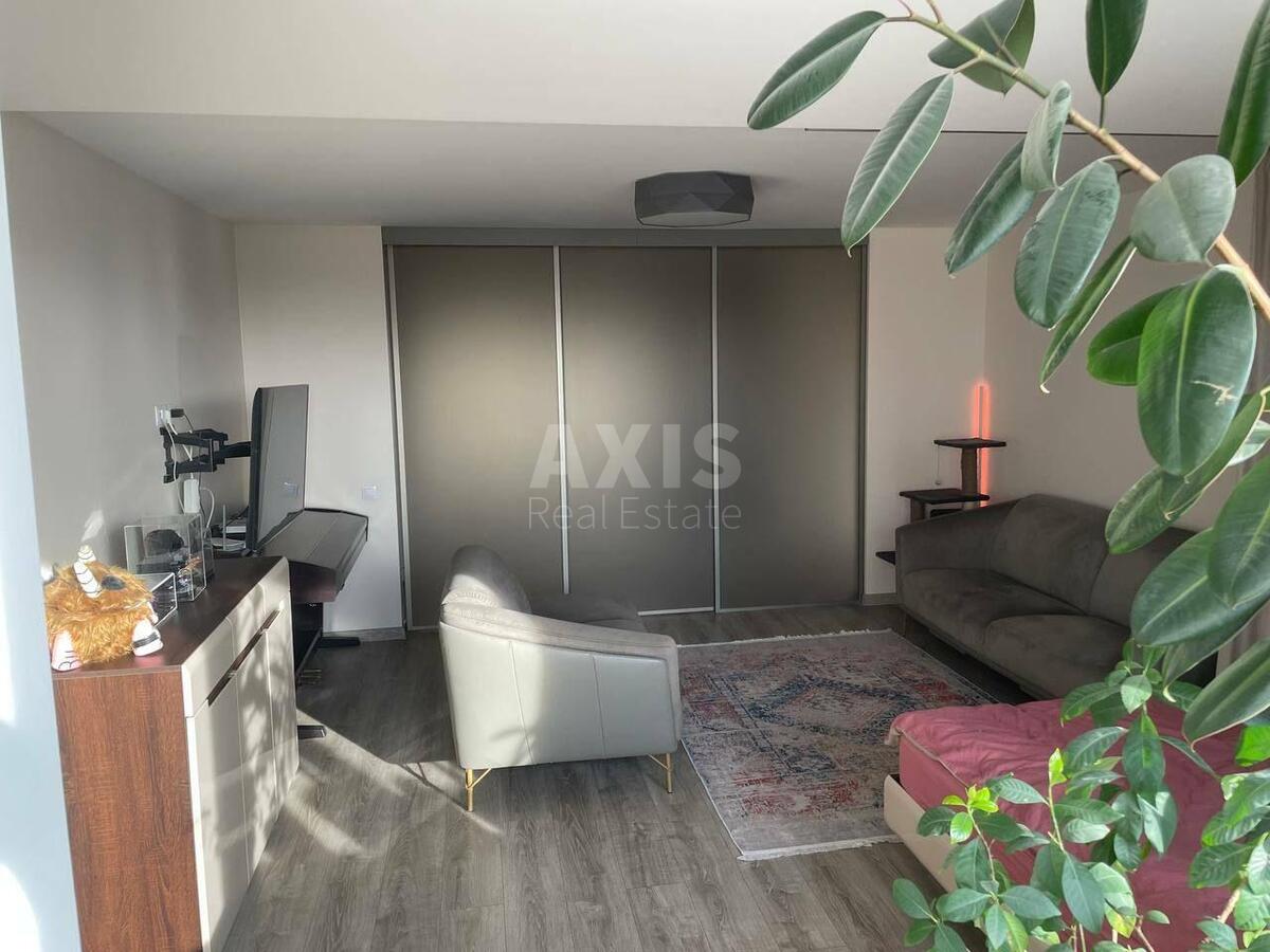 3k apartment bul. Darnyc'kyj 8