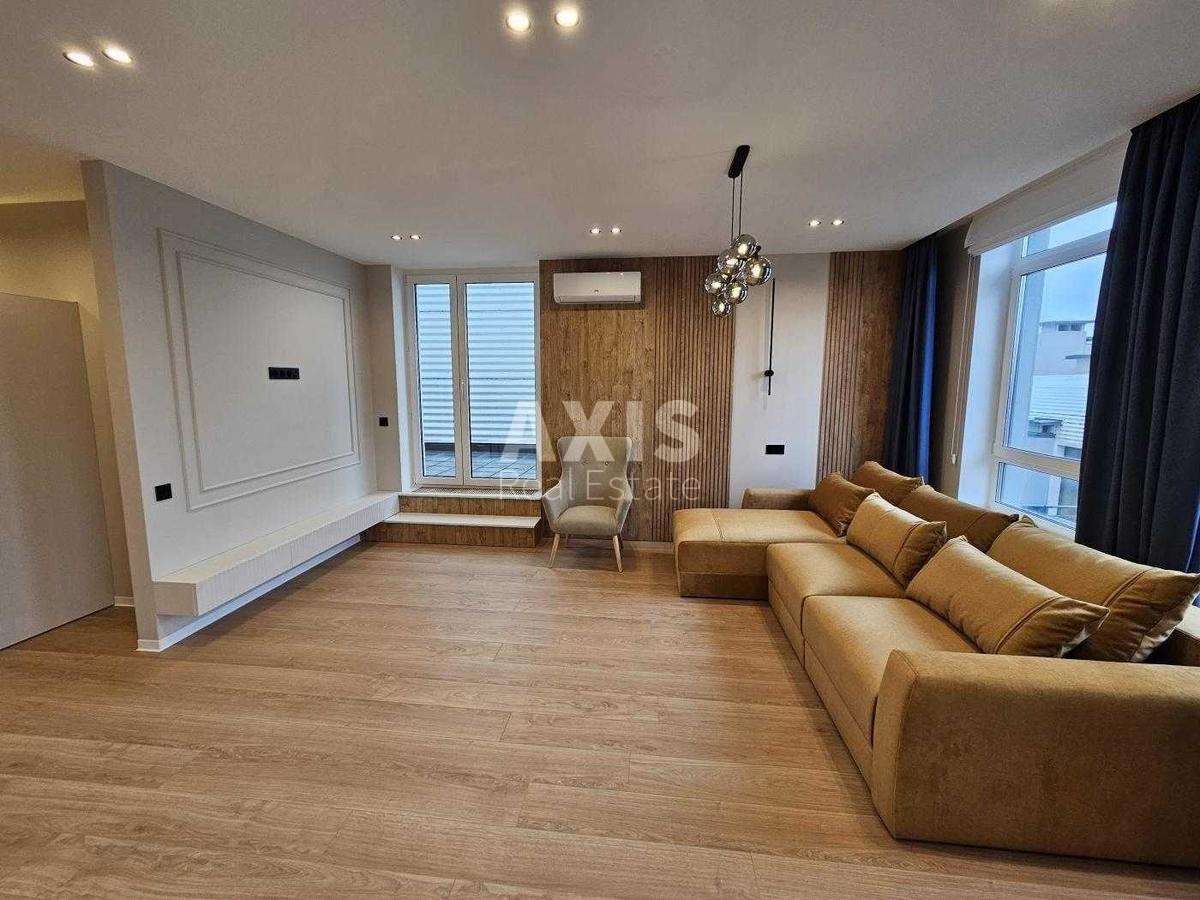 3k apartment bul. Ryl's'kogo Tadeja 12