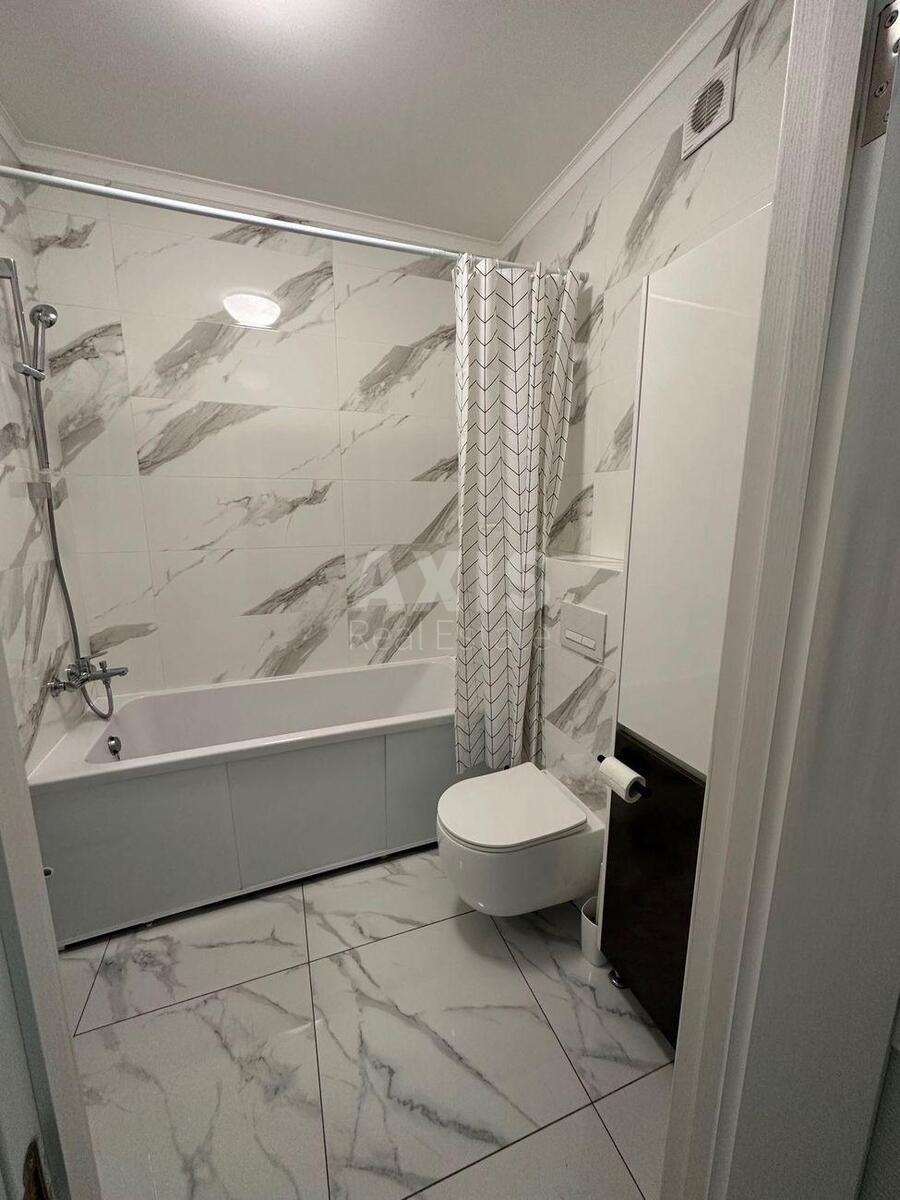 1k apartment pr-t Bazhana Mykoly 176