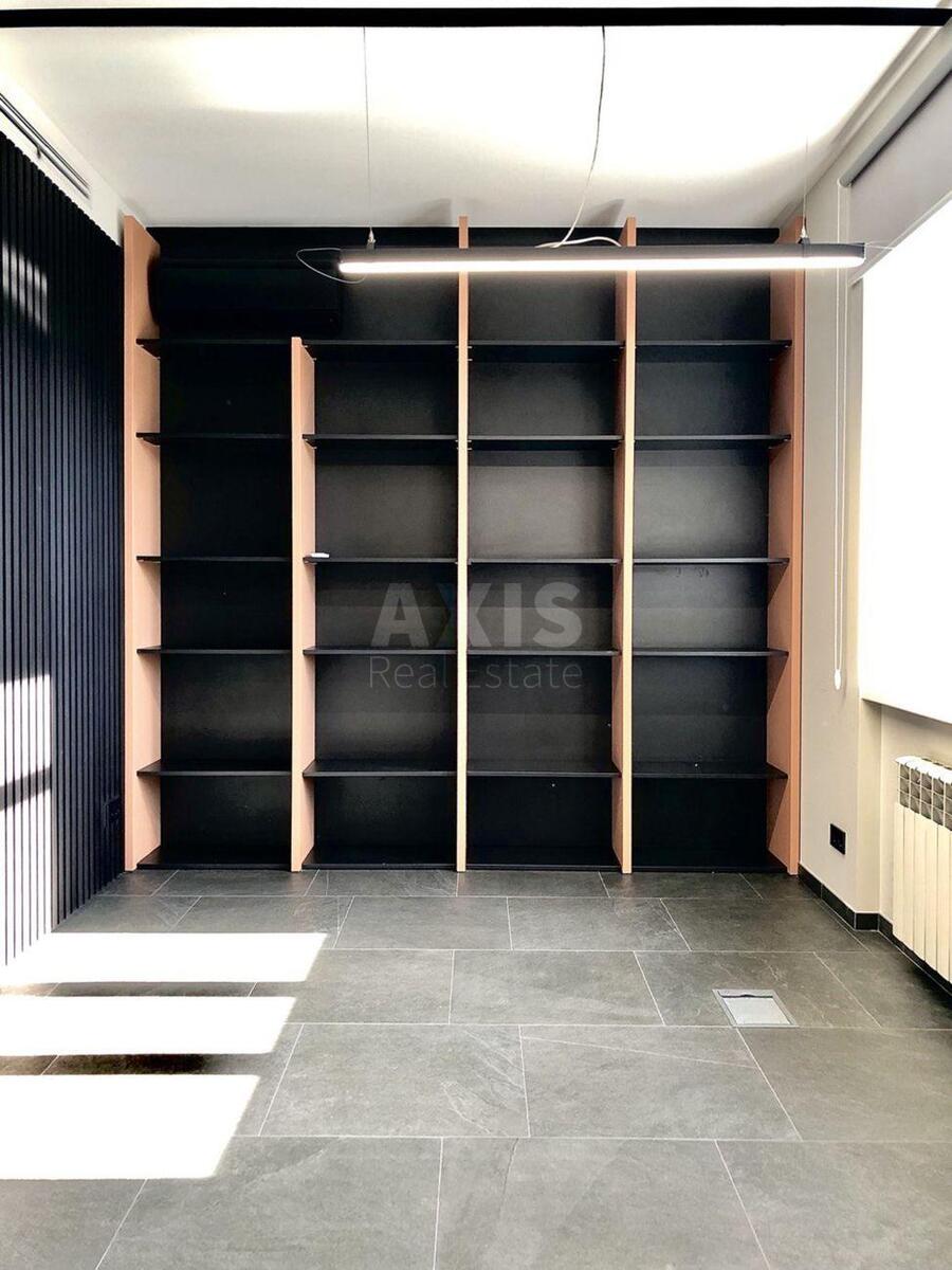 Office prov. Kutuzova 3, 230m27