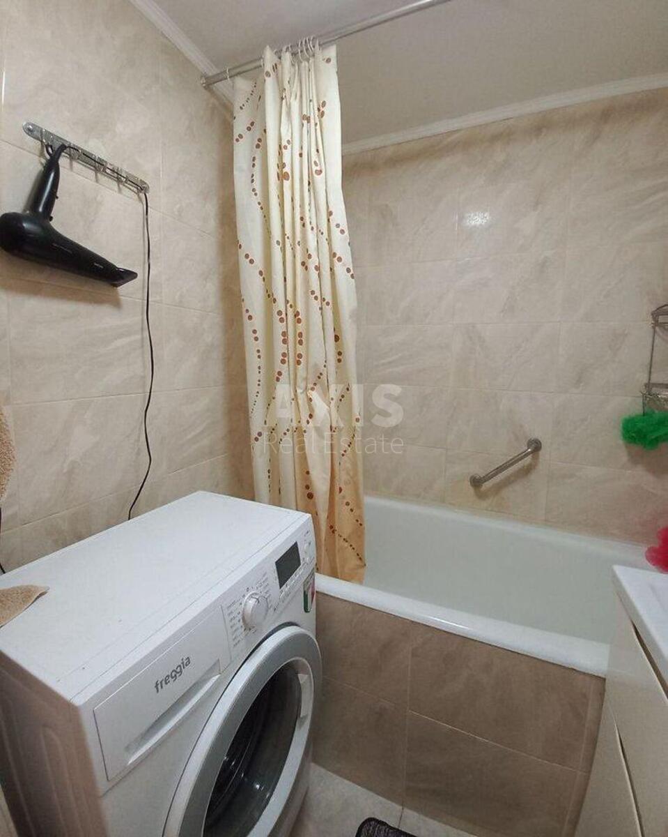 2k apartment vul. Horol's'ka 8/41