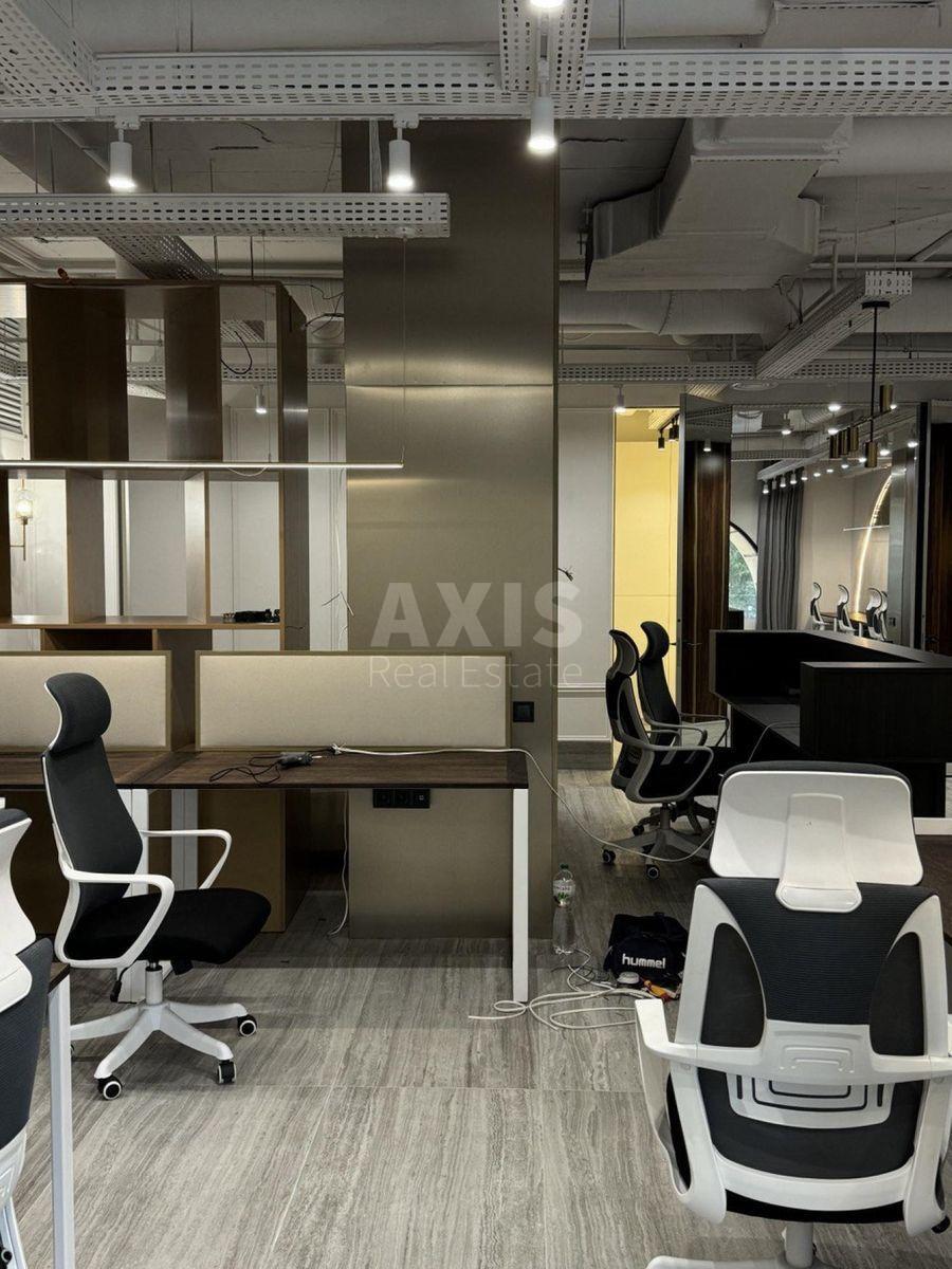 Office vul. Bul'varno-Kudrjavs'ka 15А, 202m2579782