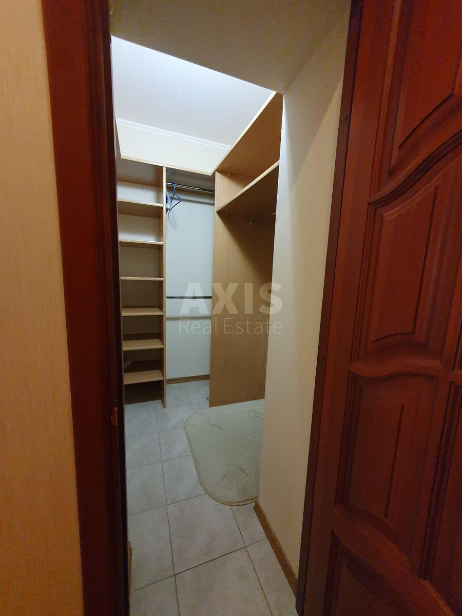 3к квартира ул. Ахматовой Анны 16Б584825