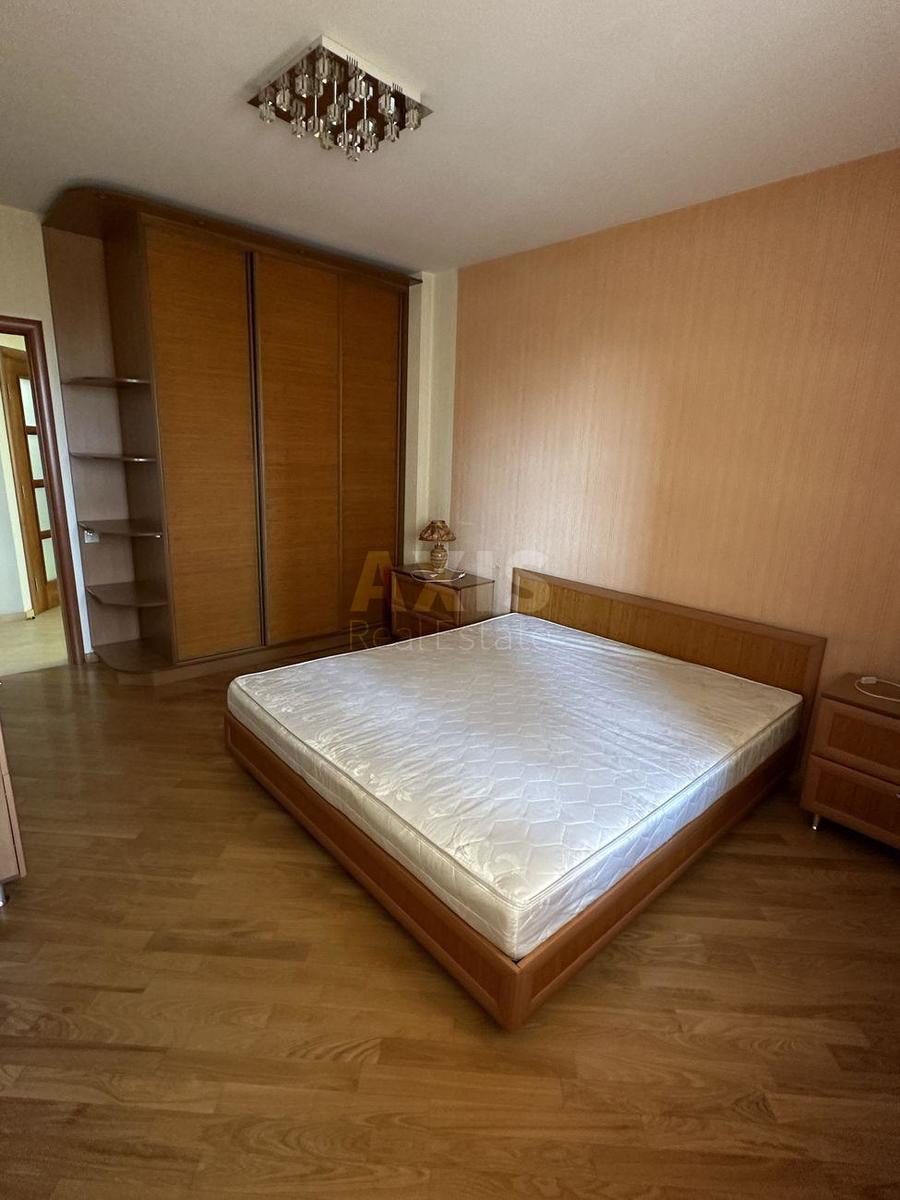 3k apartment vul. Pushynoi' Feodory 195