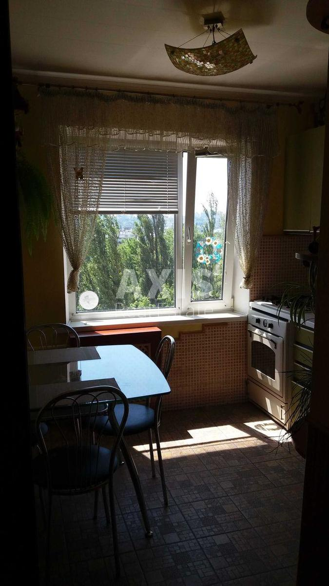 2к квартира ул. Приозерная 128