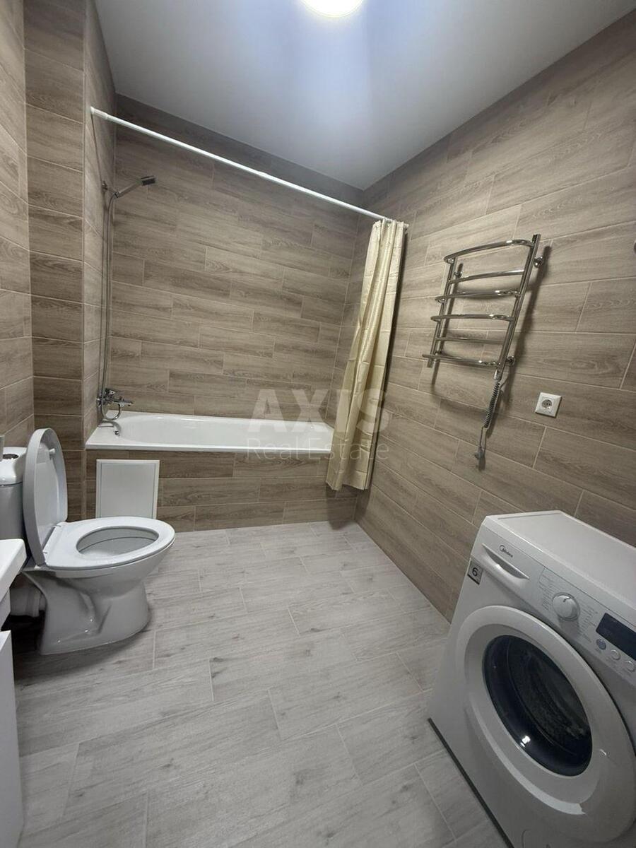 2k apartment vul. Brativ Chybinyeyevykh 8638073