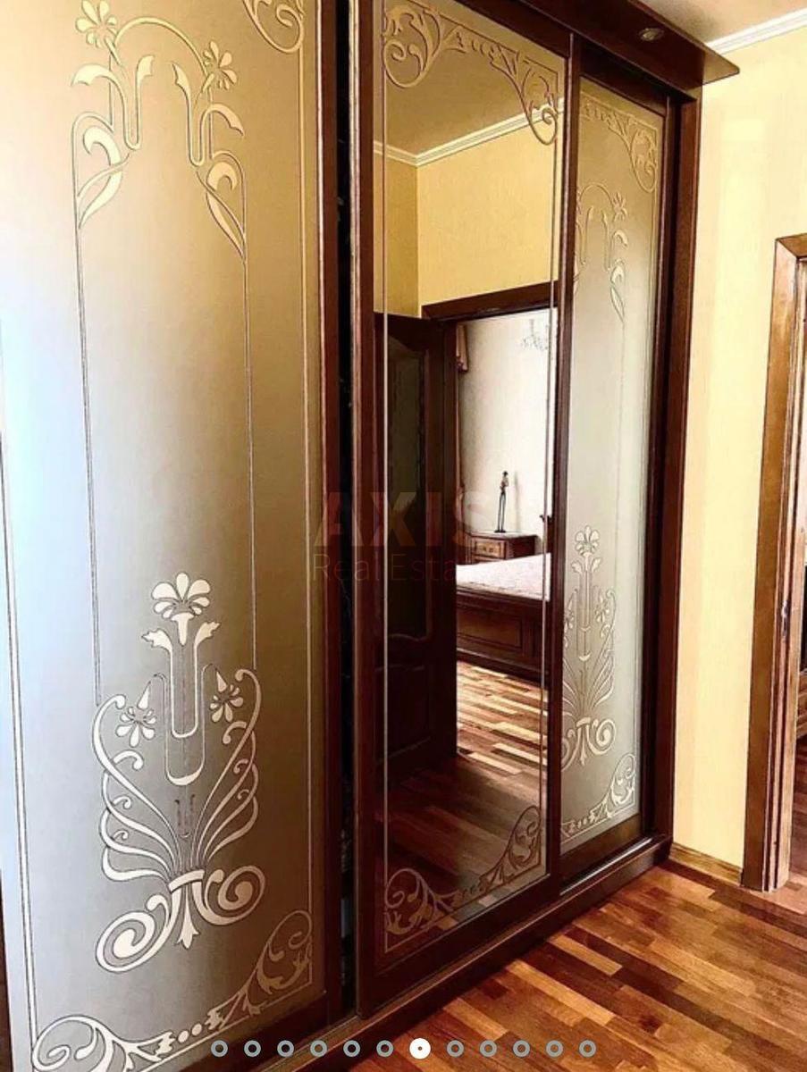 2к квартира пр-т Леся Курбаса 7А4