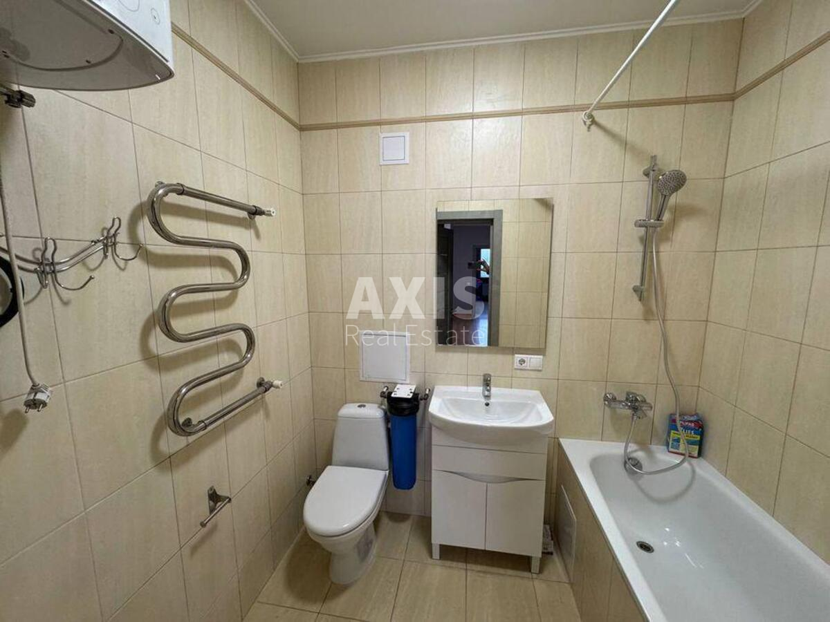 3k apartment vul. Geroi'v Oborony 10а9