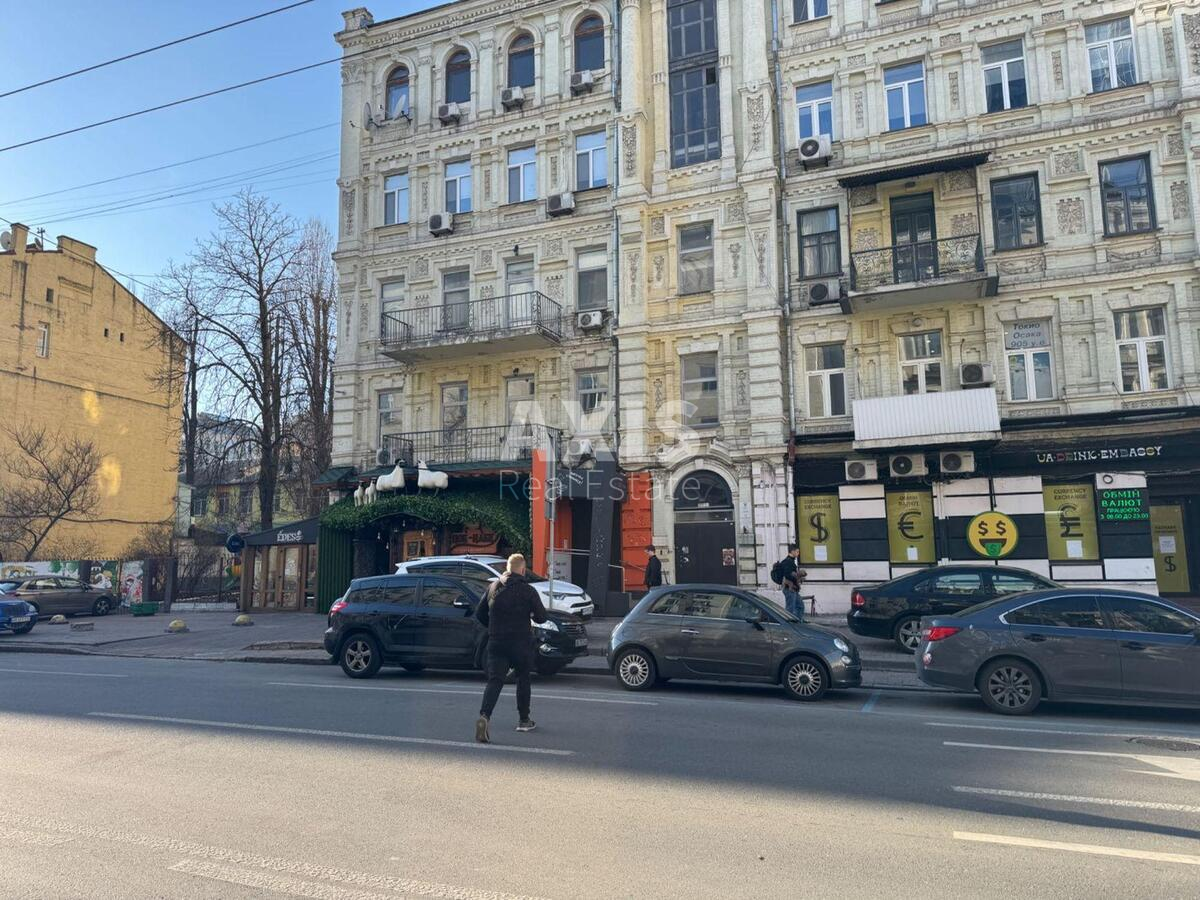 Trade object vul. Rustaveli Shota 4, 71m21