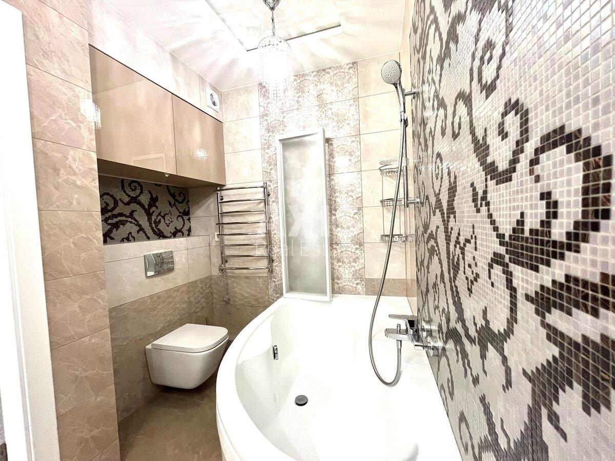 2k apartment vul. Lypkivs'kogo Vasylja Mytropolyta 16Г5776210