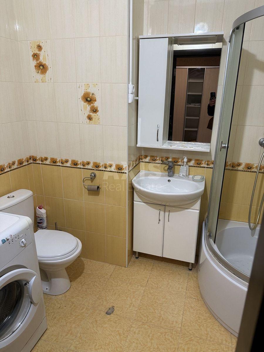 1k apartment vul. Volodymyra Naumovycha 46